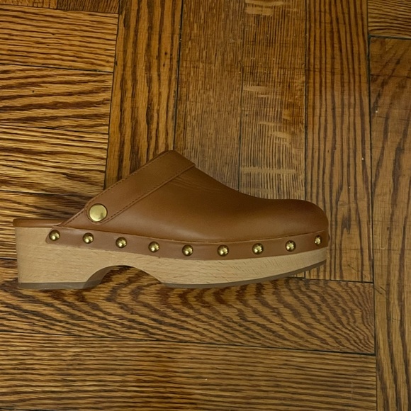 J. Crew Studded Camel Leather Convertible Wooden Clogs - Picture 7 of 12